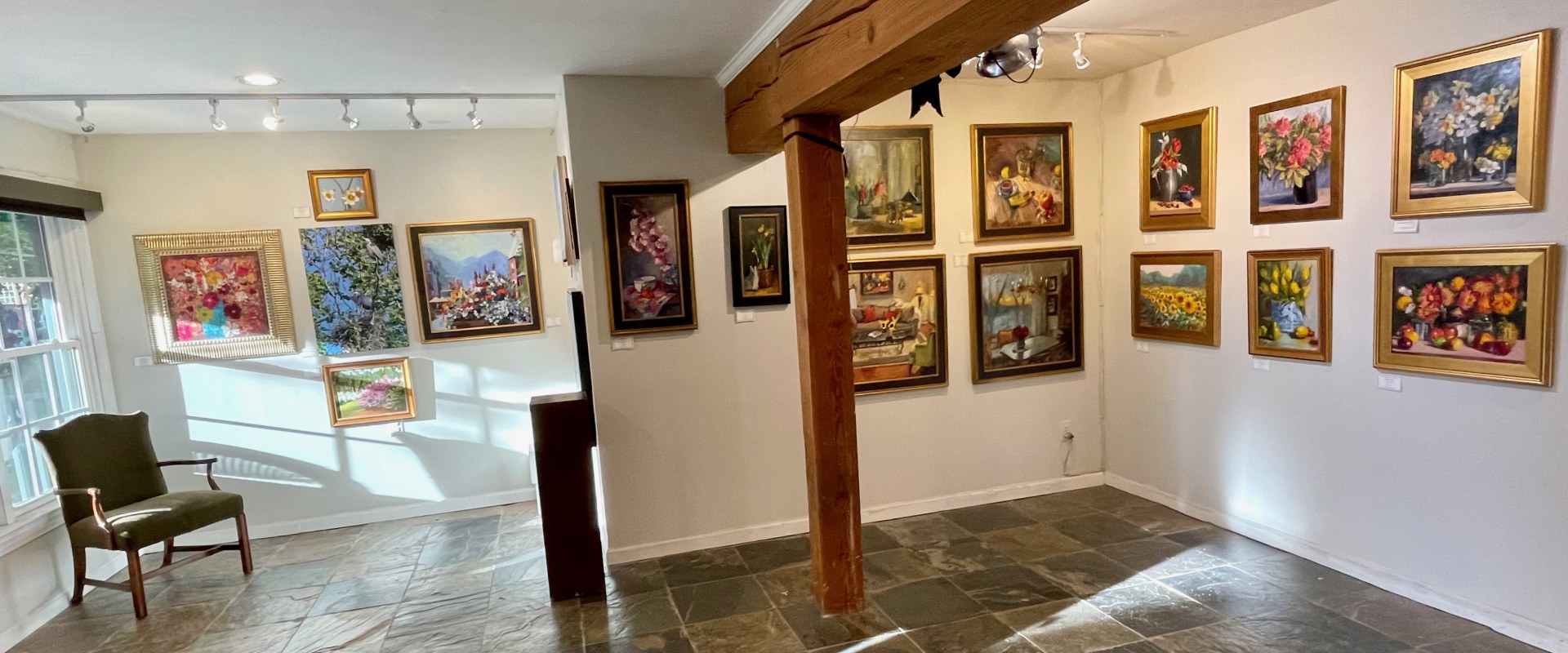 Exploring Virginia's Art Scene: Galleries, Organizations, and Online Shopping
